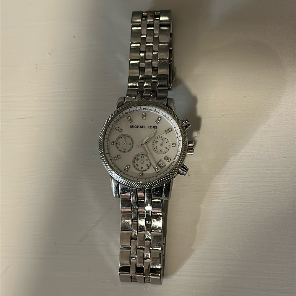 Michael Kors Ritz Silver-Tone MK5020 Wrist Watch for Women